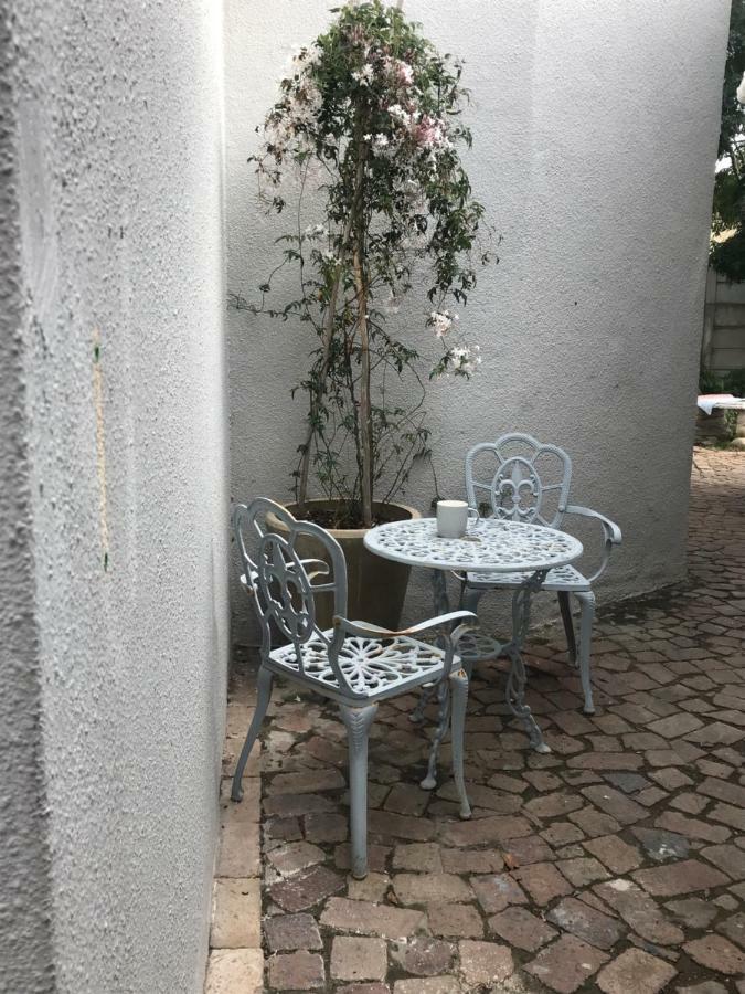 Olive Tree Private Rooms In Stellenbosch- No Load Shedding Εξωτερικό φωτογραφία